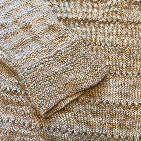 Gorgeous handmade lace sweater - Picture 2 of 4